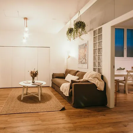 Casa De Amicis - Lakeside L&b 3* Milan