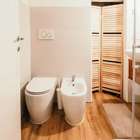 Guest house Casa De Amicis - Lakeside L&b 3*