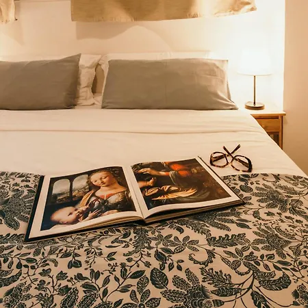 Casa De Amicis - Lakeside L&b Guest house Milan