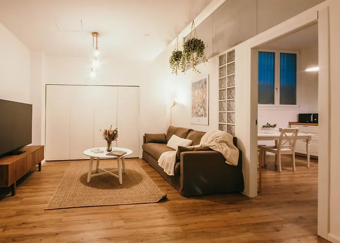 Casa De Amicis - Lakeside L&b 3* Milan