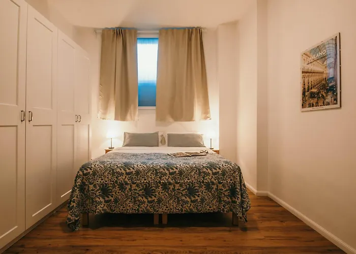 Casa De Amicis - Lakeside L&b 3* Mailand